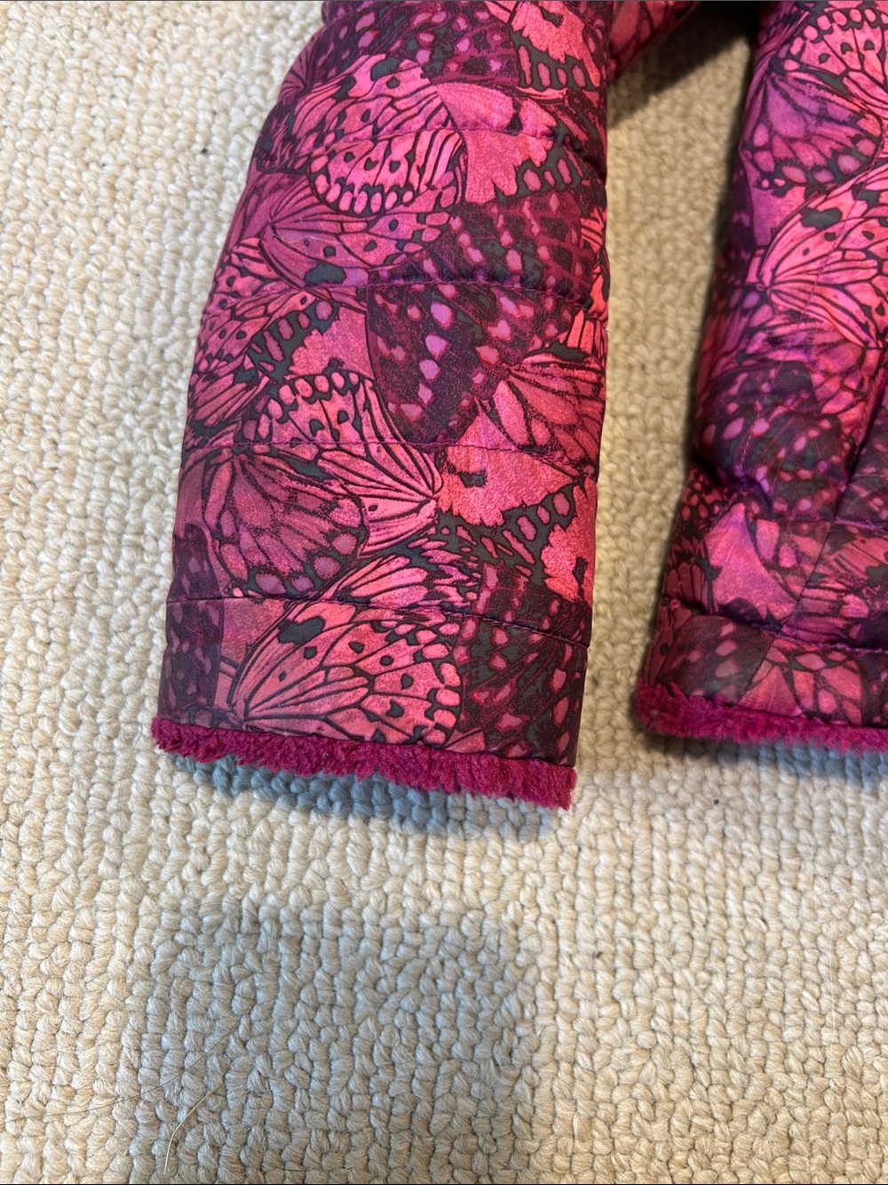 Girls North Face coat - Picture 2 of 10